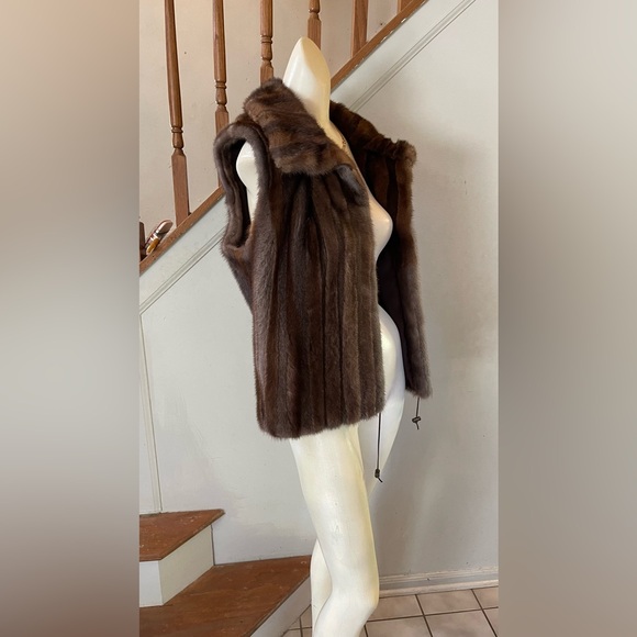 Mink fur vest NWT - Picture 5 of 10